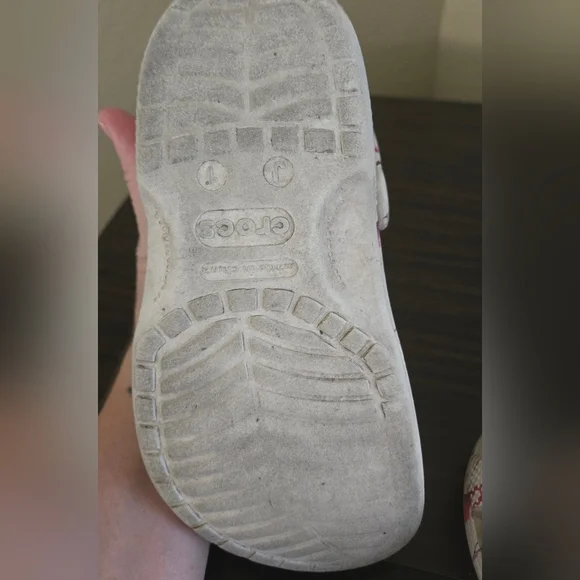 Kids Classic Pool Party Crocs Clog – Flamingo Print – White – Size J1 - Picture 5 of 7